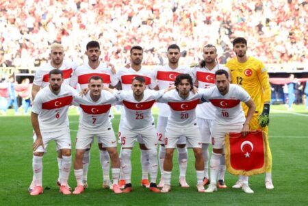 قناة مفتوحة ناقلة لمباراة تركيا ضد النمسا