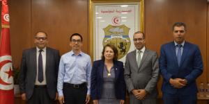 وزارة الصناعة: المجمع الصيني "بي واي دي" الرائد في صناعة السيارات والحافلات الكهربائية يرغب في الاستثمار في تونس - AARC مصر