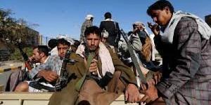 الحوثيون يهددون بـ”تطهير” مؤسسات الدولة اليمنية: حملة استئصال جديدة ضد المعارضين؟ - AARC مصر