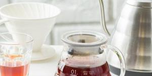 فوائد الشاي للبشرة | أفضل 4 أقنعة من الشاي للبشرة - AARC مصر