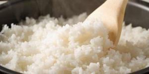 4 حيل بسيطة للتخلص من الملح الزائد في الأرز.. «تكة واحدة تظبط الطعم» - AARC مصر