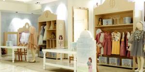 %100 من دبي.. أول علامة إماراتية لأزياء الأطفال تزين «هارودز» - AARC مصر