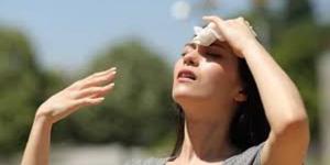 ٦ أعراض تدل على إصابتك بضربة الشمس - AARC مصر