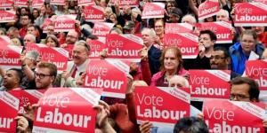 حزب العمال البريطاني يحصل على 412 مقعدا مقابل 120 للمحافظين - AARC مصر