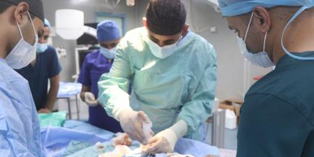 المستشفى الميداني الأردني غزة /79 يجري عملية جراحية لطفل رضيع - AARC مصر