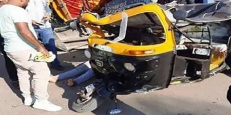 مصرع مواطن في حادث تصادم سيارة وتوك توك بالفيوم - AARC مصر