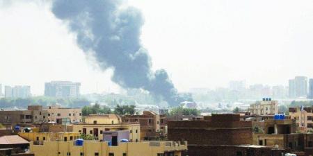 رياضة - من باحث اجتماعي إلى جزار.. حرب الجنرالين تغير مهن آلاف السودانيين - AARC مصر