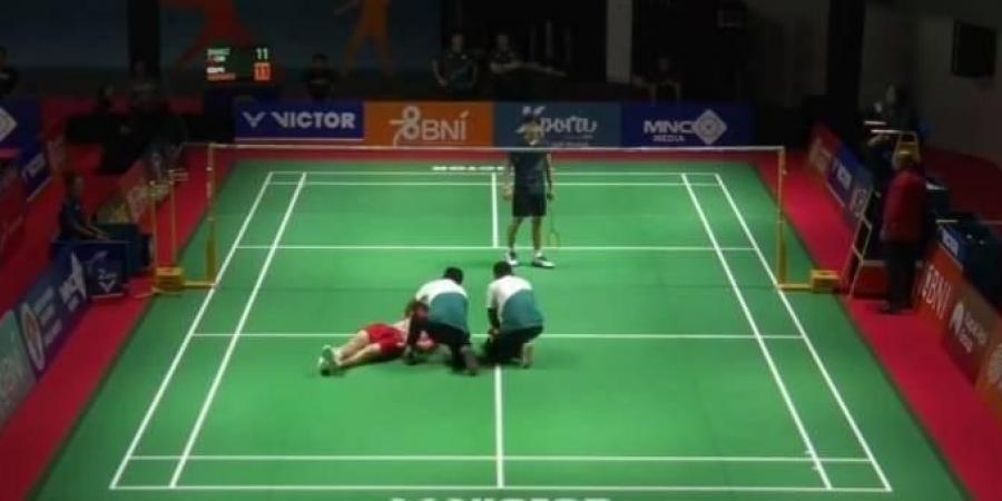 فيديو| وفاة لاعب صيني أثناء مباراة في كرة الريشة - AARC مصر